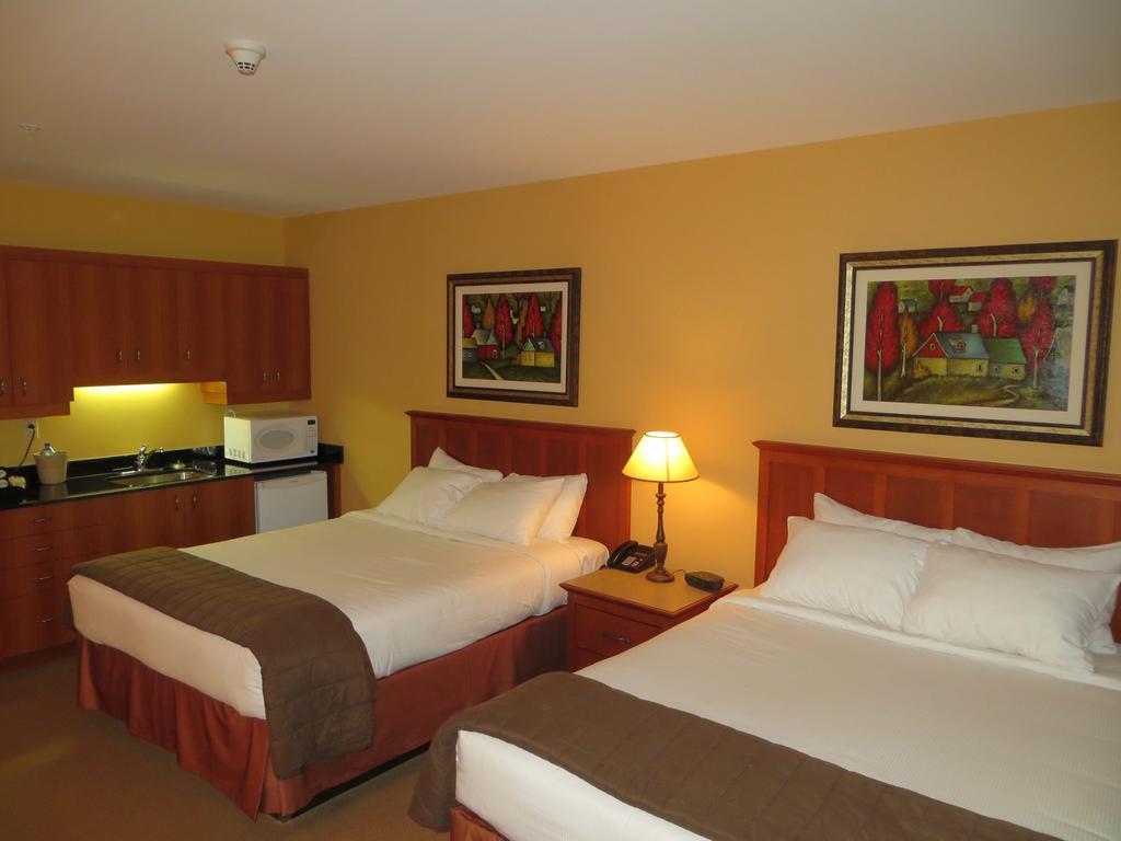 Hotel St-Bernard Saint-Bernard-de-Lacolle Pokój zdjęcie